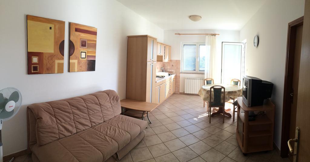 Apartments Bodi Ровінь Екстер'єр фото